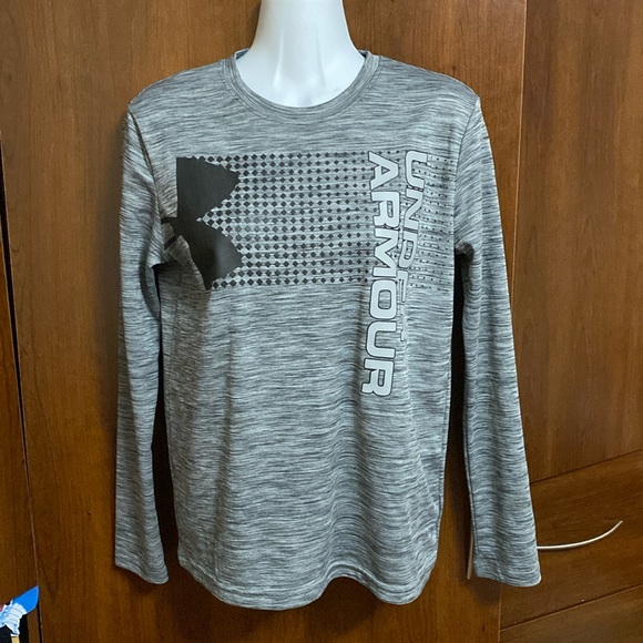 Under Armour P2p 17” youth large, gray, long sleeves - Picture 1 of 4